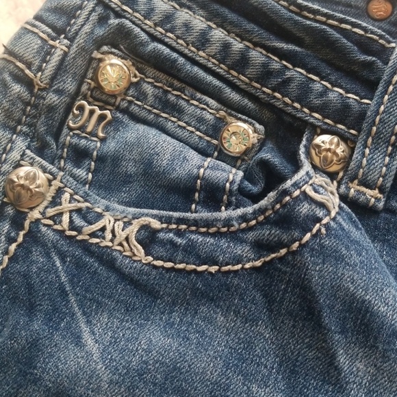 Miss me bling capri's - Picture 3 of 4